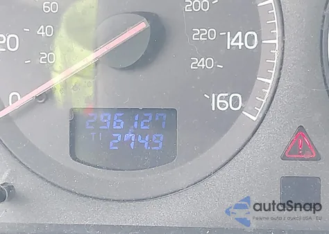 2002 Volvo V70 T5 из США, поврежденный, VIN YV1SW53D921172912